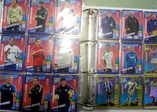 Vendo faltas cards Adrenalyn XL 22-23 Panini