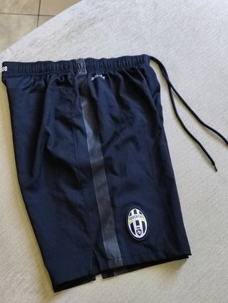 Pantaloncini Nike