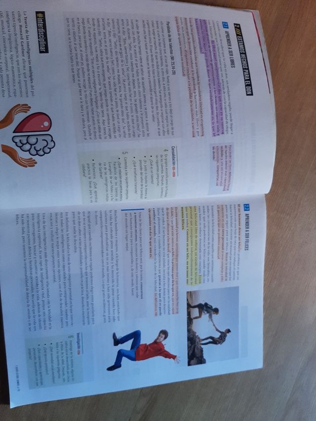 Libro de religión 1°ESO (FANFEST-Edelvives