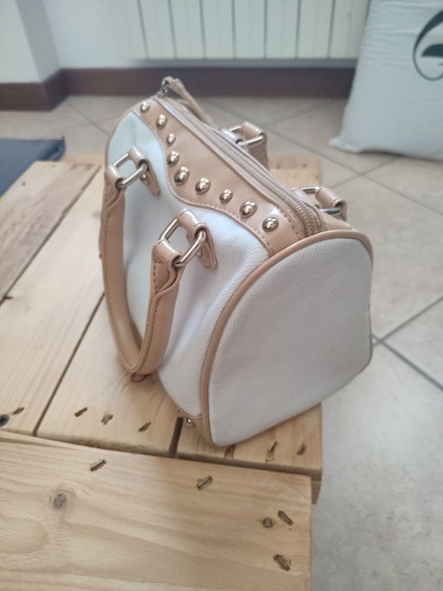 borsa bauletto borchie