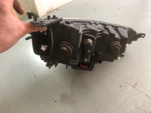 FARO IZQ RENAULT MEGANE 4 LED