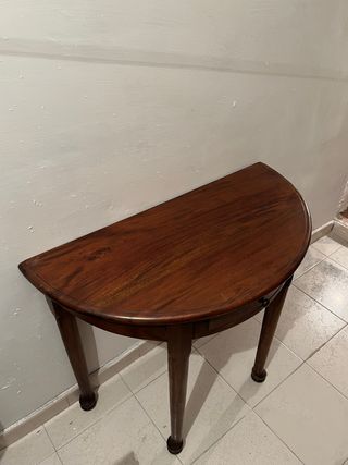 Consola rustica media luna caoba