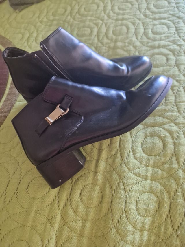 Botín negro.