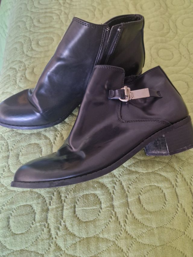 Botín negro.