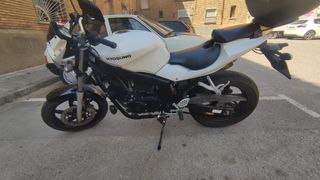 Hysoung gt comet 125 naked blanca
