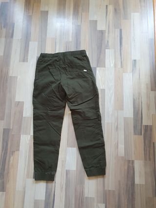 Pantalon de vestir talla S. Pull&Bear