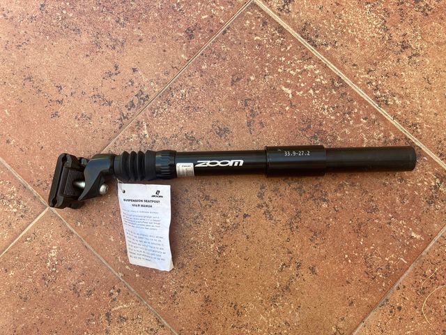 Tija con suspensión