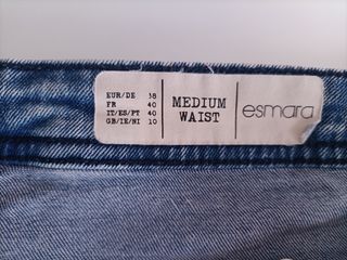 pantalones cortos vaqueros