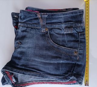 pantalones cortos vaqueros