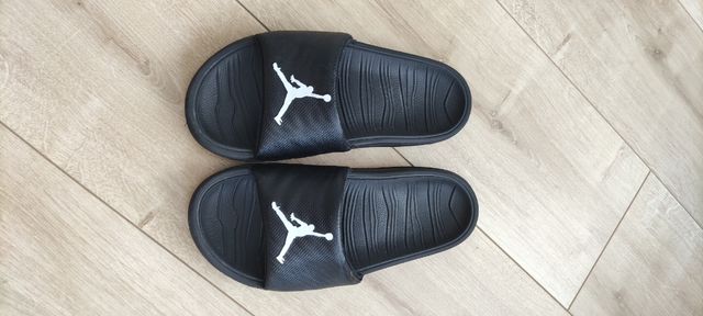 chanclas Jordan 38,5