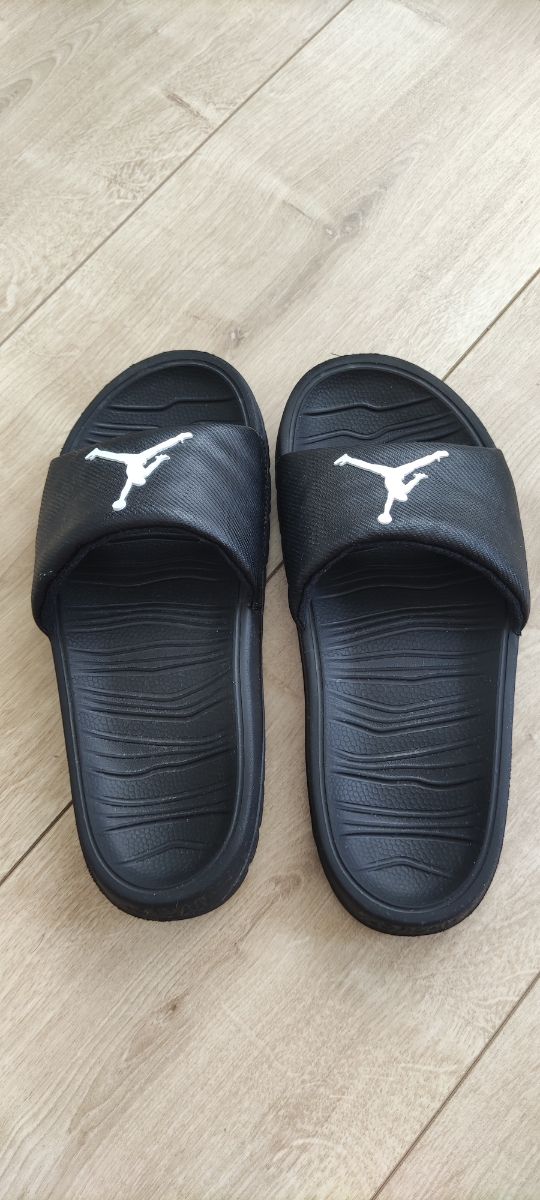 chanclas Jordan 38,5