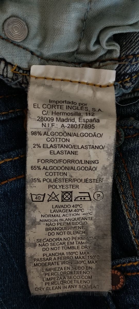 Short vaquero. Pantalón corto. Tejano. Denim