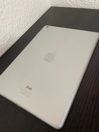 IPAD AIR 32GB + REGALOS