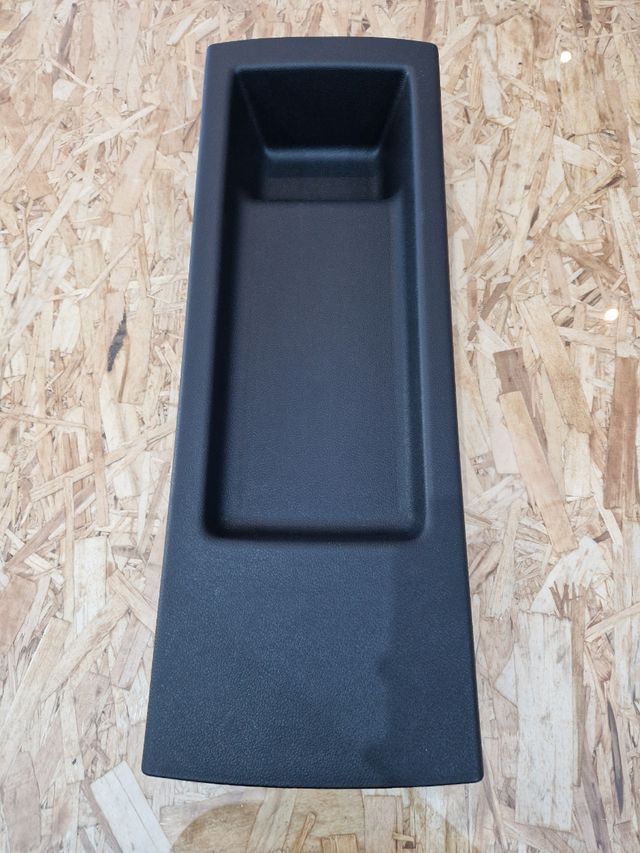 Tampa consola central Citroen Berlingo Peugeot Par