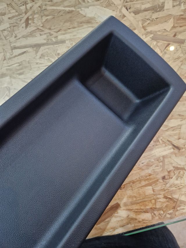 Tampa consola central Citroen Berlingo Peugeot Par