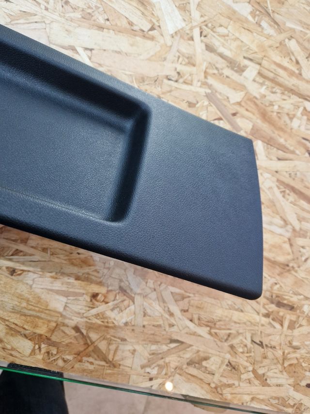 Tampa consola central Citroen Berlingo Peugeot Par