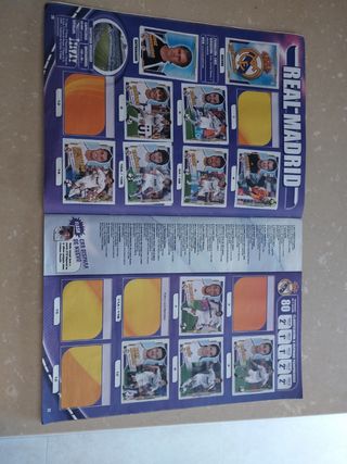 Álbum de la liga 2010-11 incompleto