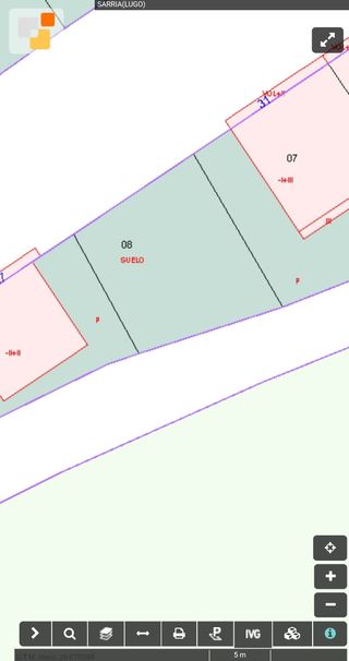 Terreno en venta en Sarria. Edificable.