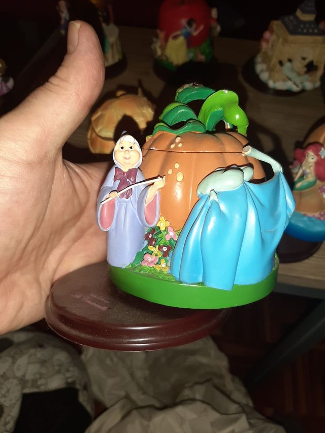 Figuras Musicales Peter Pan, Blanca Nieves y otros