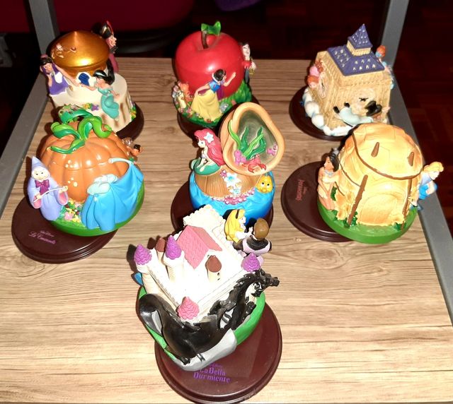 Figuras Musicales Peter Pan, Blanca Nieves y otros