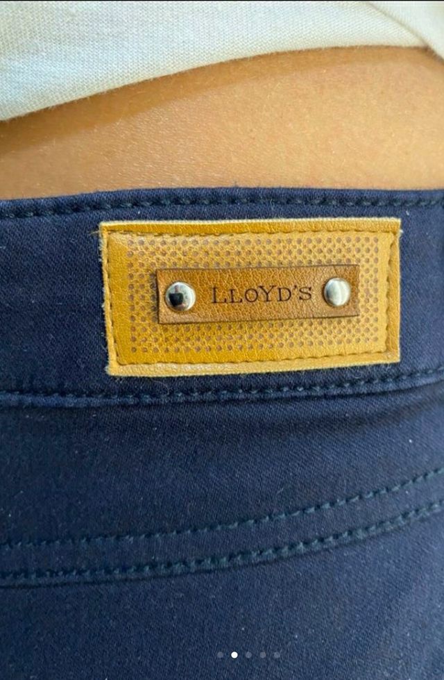 Pantalón vaquero azul marino Lloyd. Nuevo. T.42.