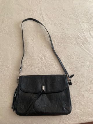 Bolso/cartera de piel negro marca Farrutx