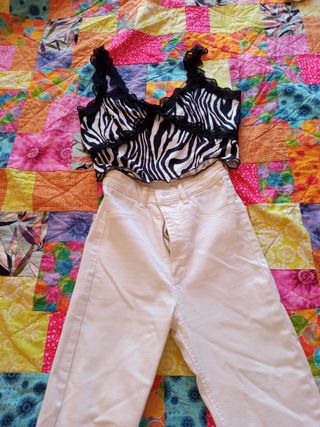 Pantalón vaquero pitillo blanco para chica de Zara