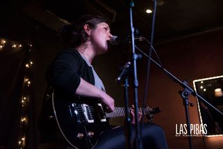 Clases de Guitarra y canto