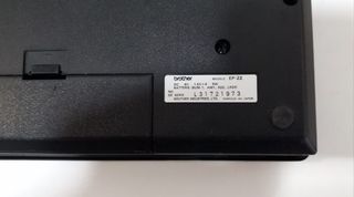 Máquina de escribir electrónica Brother EP22