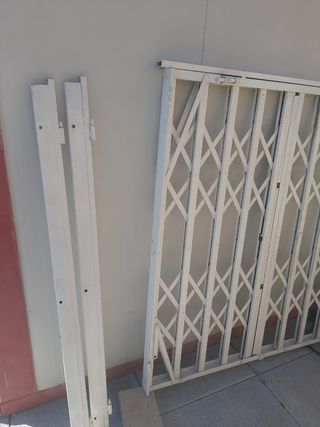 reja abatible para ventana