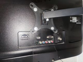 TV/Monitor Alta definicion 22" + soporte