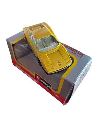 Carro Ferrari Testarossa