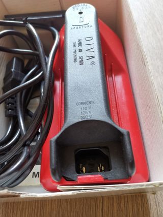 Plancha de vapor. DIVA. Vintage.