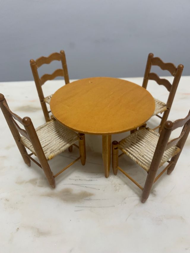 Lote muebles casa de muñecas en miniatura