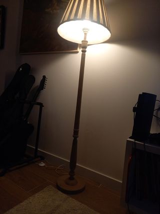 lámpara de pie