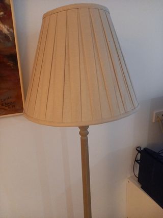 lámpara de pie