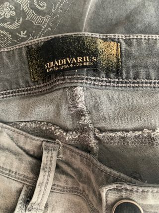 Conjunto pantalón y camiseta 