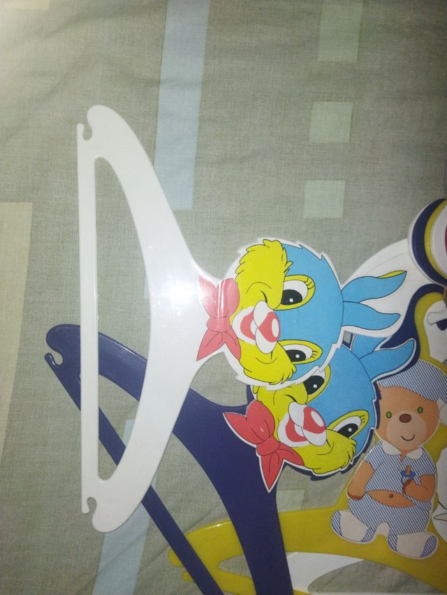 Perchas infantiles de los años 80