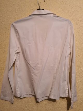 Camisa blanca para mujer