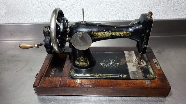 Máquina de coser Singer