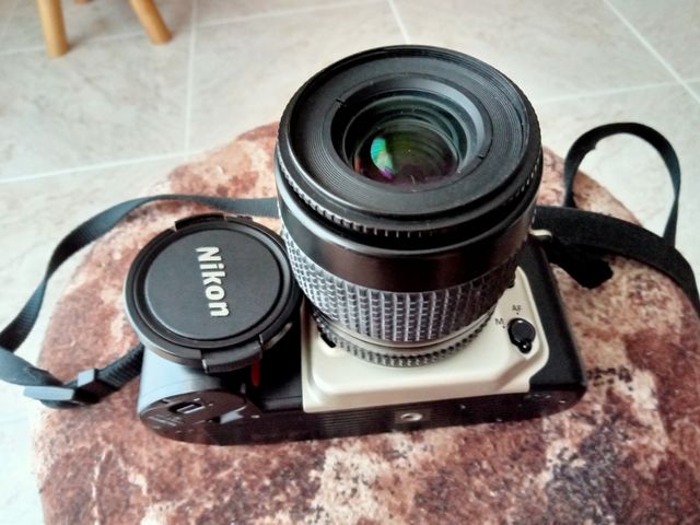 Cámara fotos reflex Nikon F60
