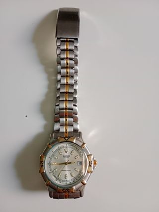 Reloj analógico 