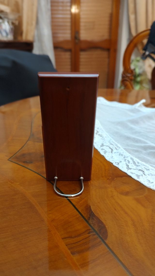 Soprammobile in argento.