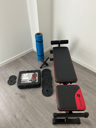 Banco musculación y pesas