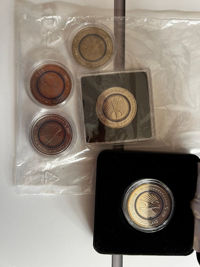 las 5 cecas de monedas  5€ Alemania original SC
