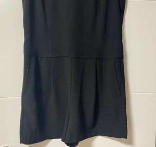 Mono corto negro Zara talla L