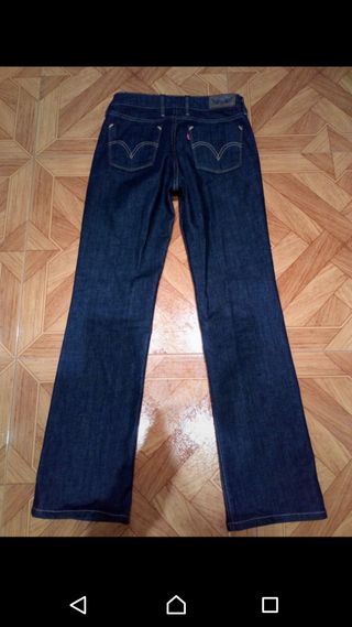 Levis 627 straigh fit, nuevos 