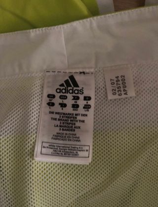 Bañador marca Adidas, nuevo, con etiqueta y bolsa!