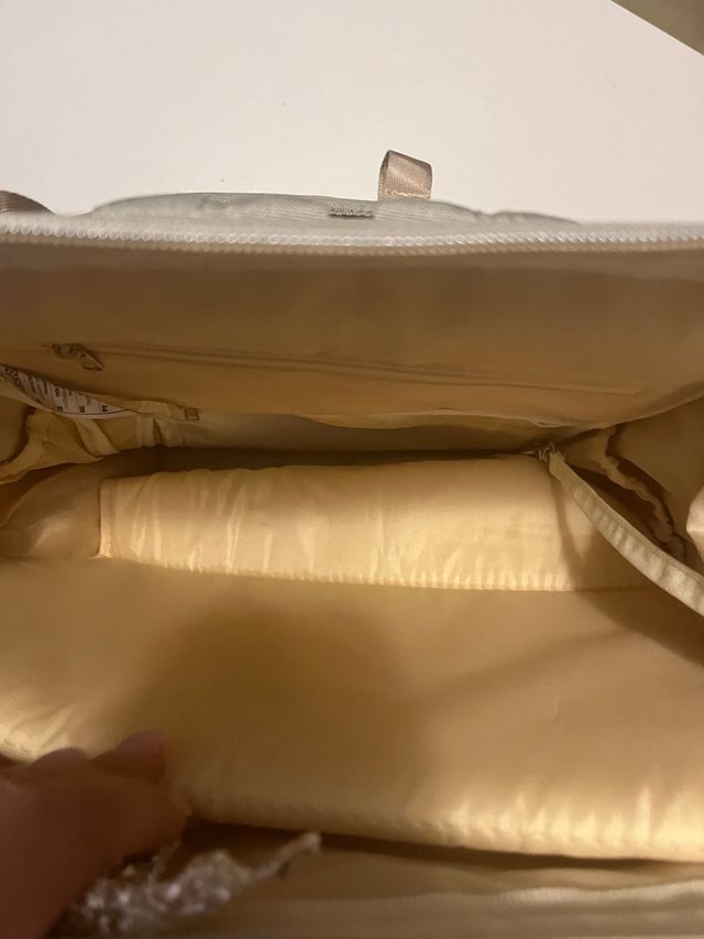 Mochila Pañalera kikkaboo y cambiador