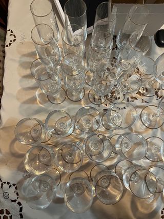 Lote vajilla completo x36 bordado en bronce